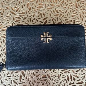 Tory Burch wallet